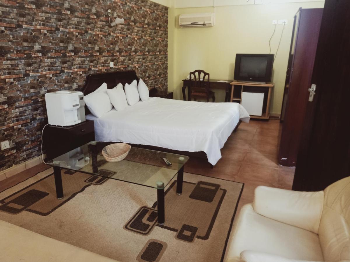 Osy Grand Hotel Moshi Kilimanjaro Tanzania Buitenkant foto