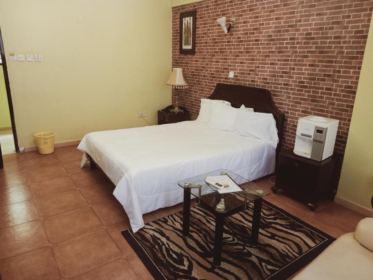 Osy Grand Hotel Moshi Kilimanjaro Tanzania Buitenkant foto