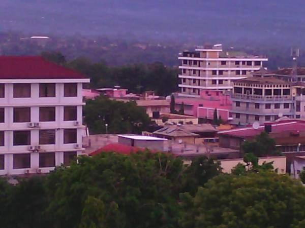 Osy Grand Hotel Moshi Kilimanjaro Tanzania Buitenkant foto