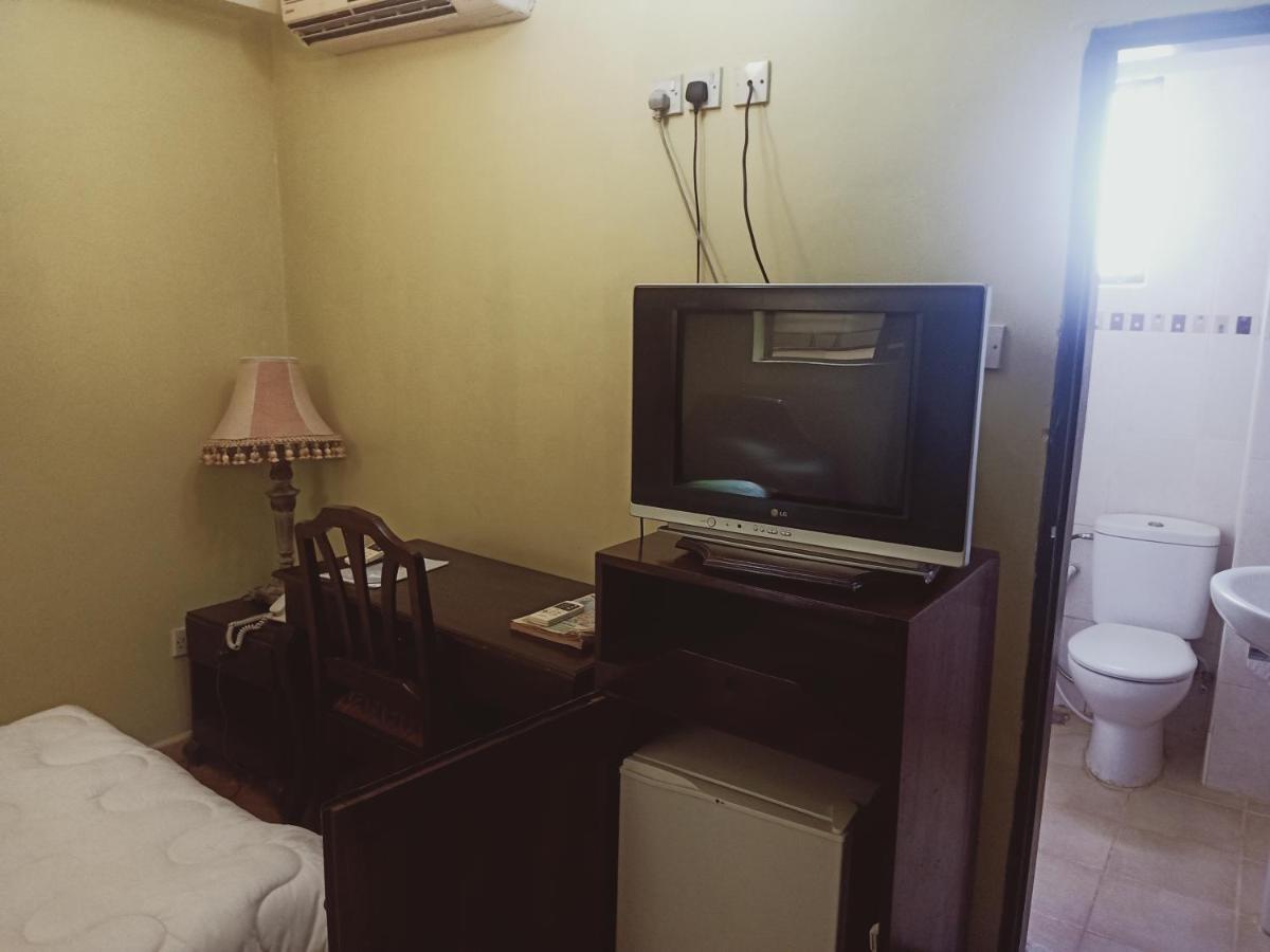Osy Grand Hotel Moshi Kilimanjaro Tanzania Buitenkant foto