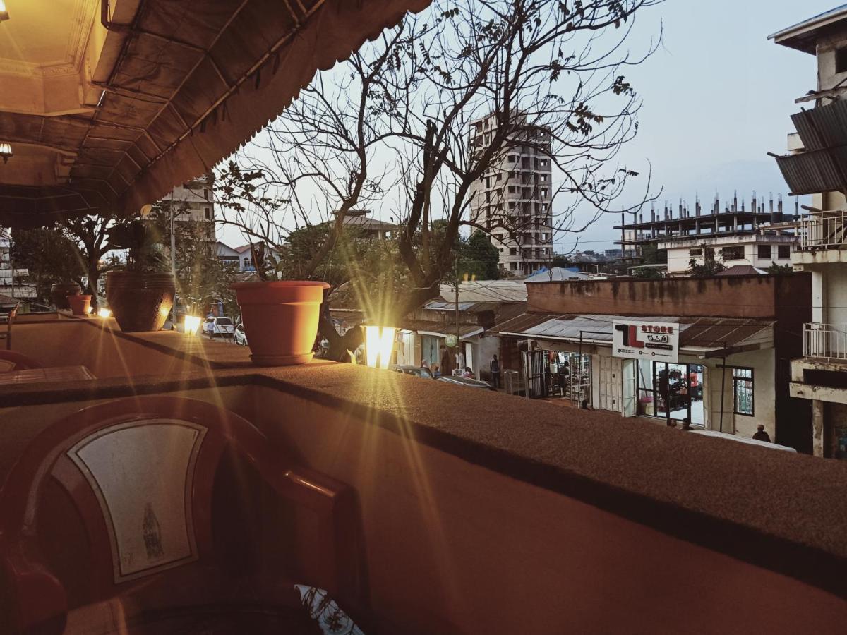 Osy Grand Hotel Moshi Kilimanjaro Tanzania Buitenkant foto