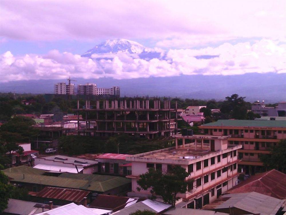Osy Grand Hotel Moshi Kilimanjaro Tanzania Buitenkant foto