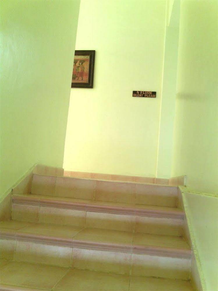 Osy Grand Hotel Moshi Kilimanjaro Tanzania Buitenkant foto